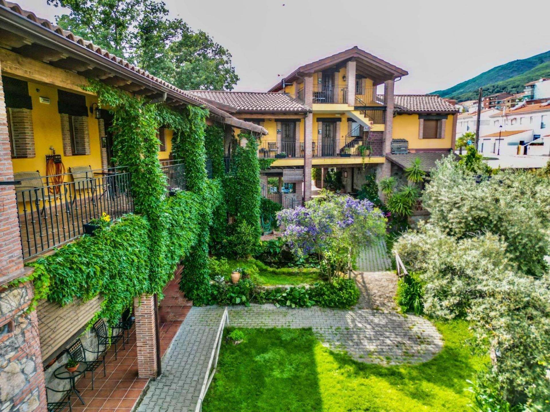 Hotel Rural La Covacha Losar De La Vera Zewnętrze zdjęcie